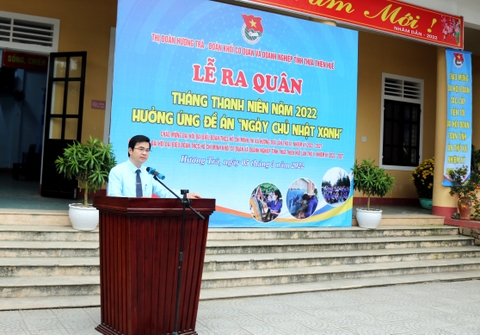 Đồng chí Đỗ Ngọc An – Phó chủ tịch UBND thị xã Hương Trà phát biểu chỉ đạo tại buổi lễ